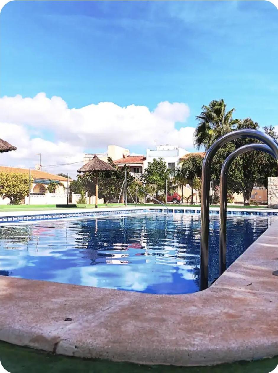 Cozy Bungalow In Urb La Marina With Shared Pool San Fulgencio Esterno foto